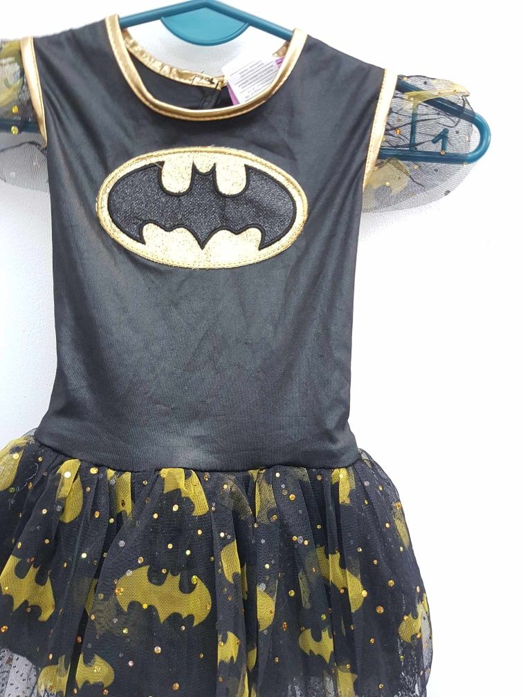 Strój karnawałowy sukienka Batgirl Batman 104 110. A2428