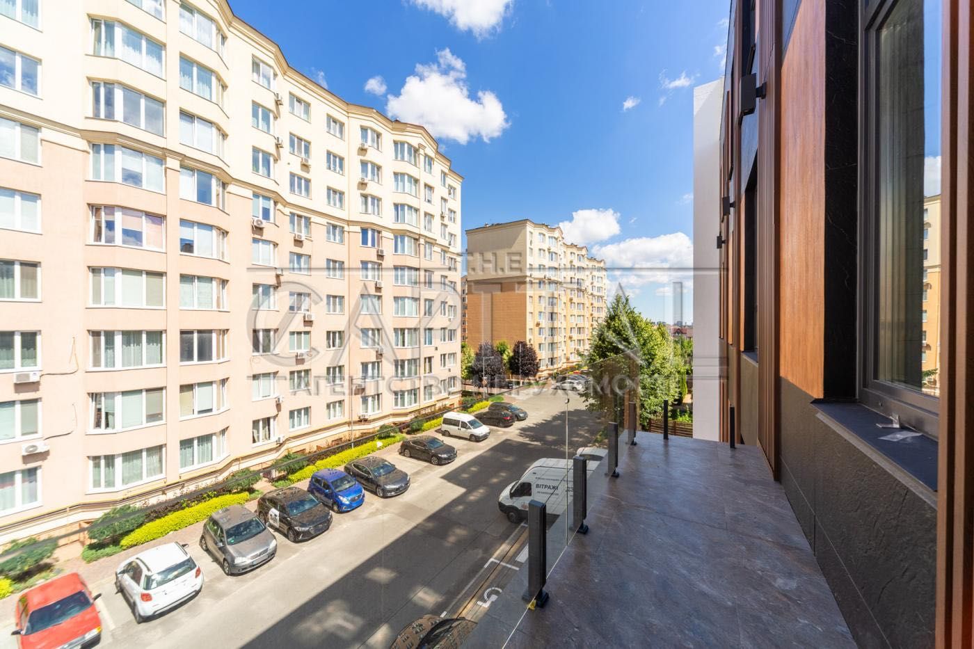 Продаж 3-х поверхів 3000м² діючий ТРЦ Софія City\Софіївська Борщагівка