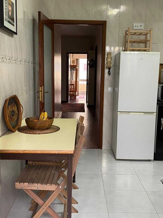 Alugo QUARTO (otima luz) Matosinhos (ao Hospital Pedro Hispano)