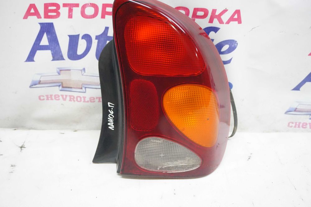 Задній фонарь ліхтар правий Daewoo Lanos\Део Ланос т150