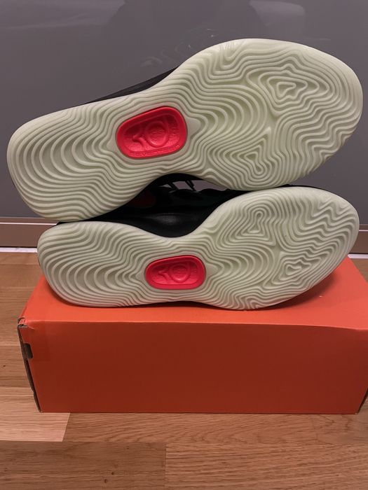 Nike KD17 - rozmiar 42,5 (27 cm)