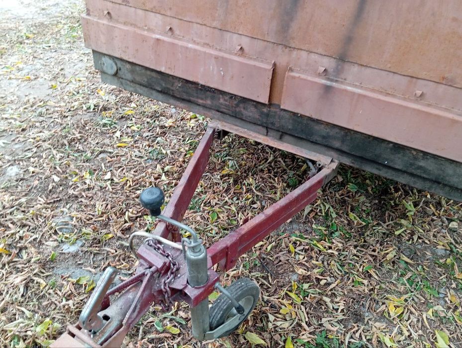 Продам причеп будку.
Внутренний размер: 2,05м дли