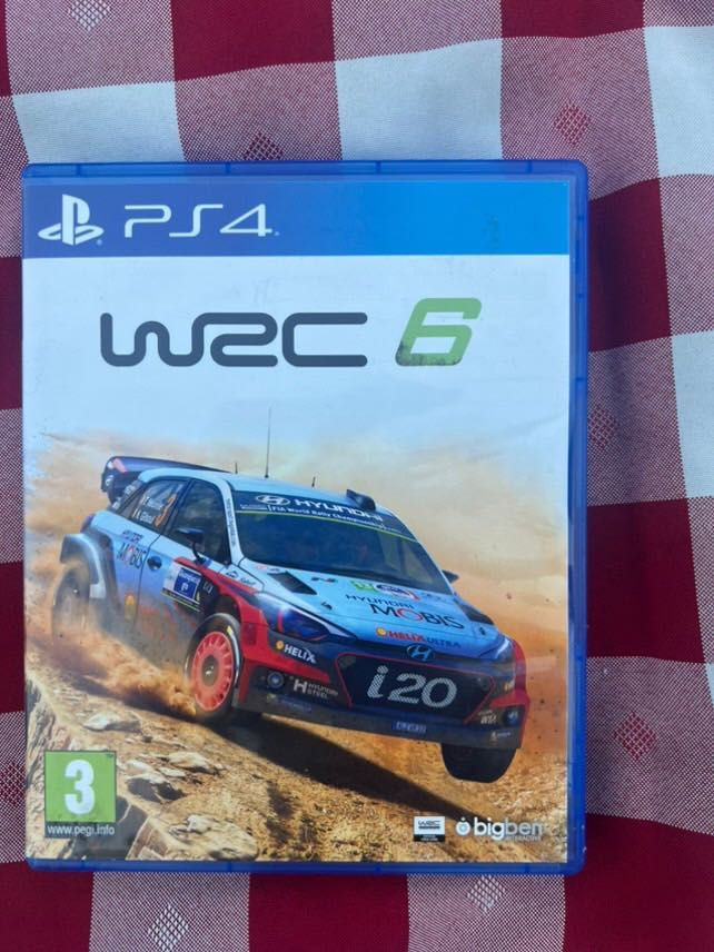 Ps4 500GB como nova + 3 jogos incríveis