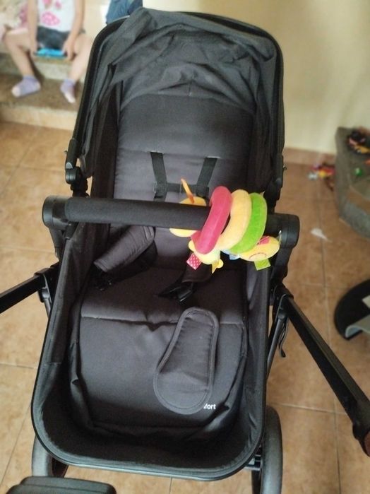 Cadeira de bebe  marca bebeconfor