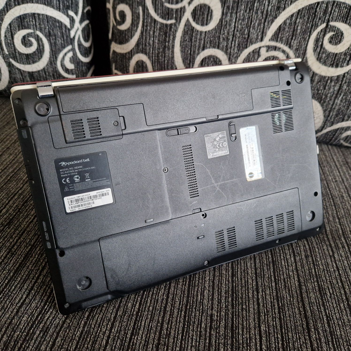 Laptop Packard Bell EasyNote Tm na części