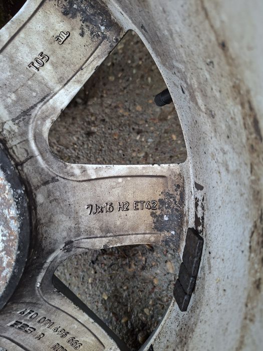 Sprzedam felgi 5x112 audi a4 b7 z oponami letnimi