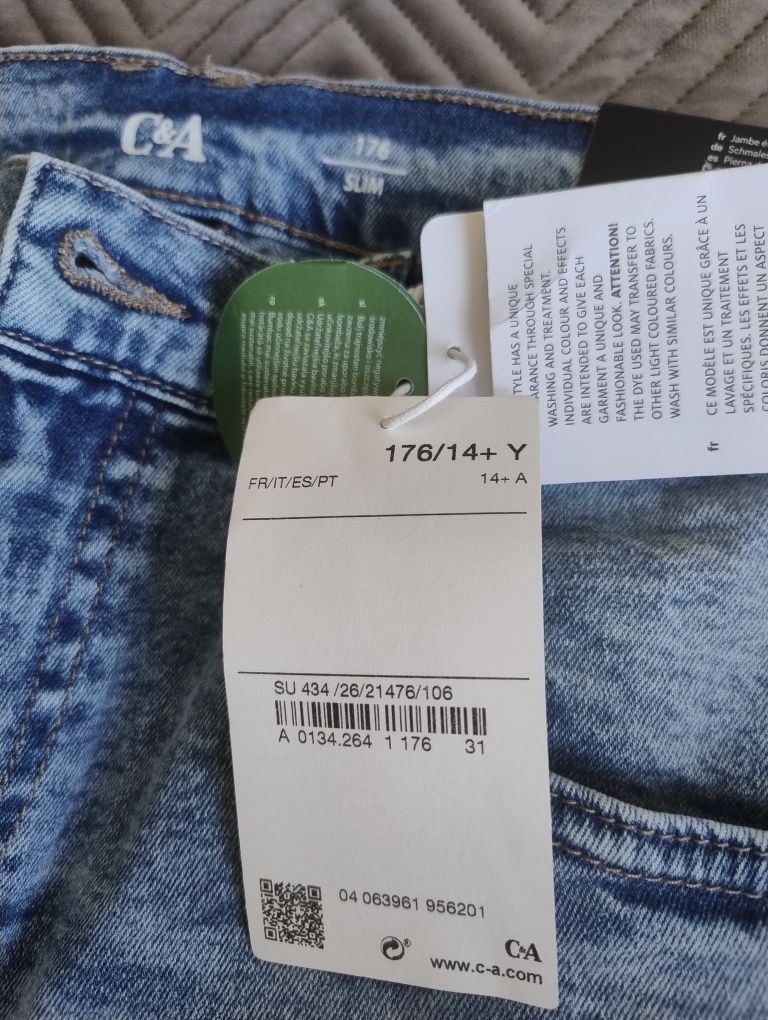 Nowe spodnie C&A chłopięce na 176 cm slim
