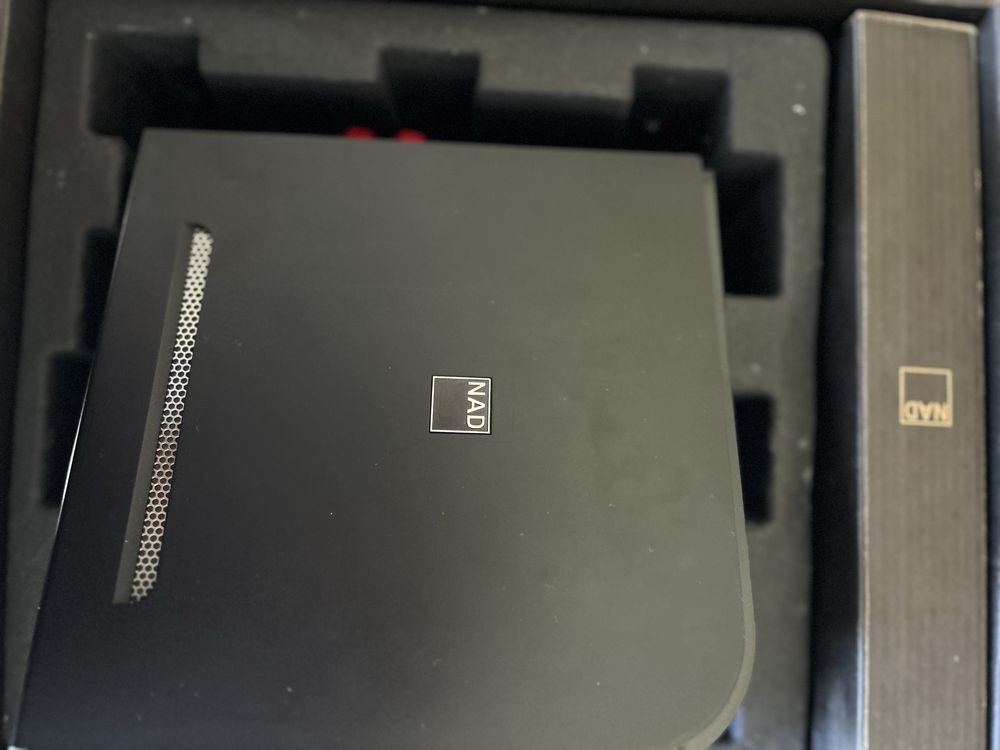 Amplificador NAD 3020 V2