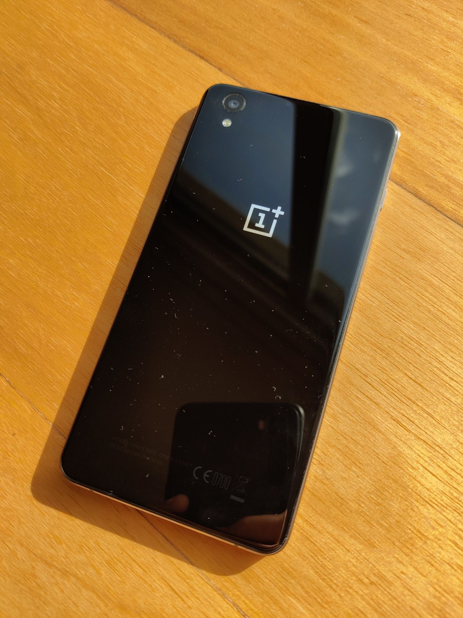 OnePlus X Onyx 16GB (Como Novo)