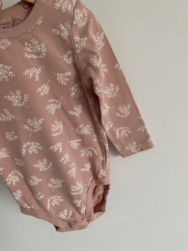 Body lindex 80 pudrowy róż liście białe