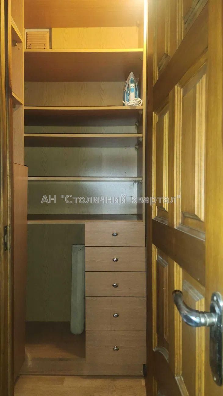 Продам квартиру Київ, Златоустівська вул.