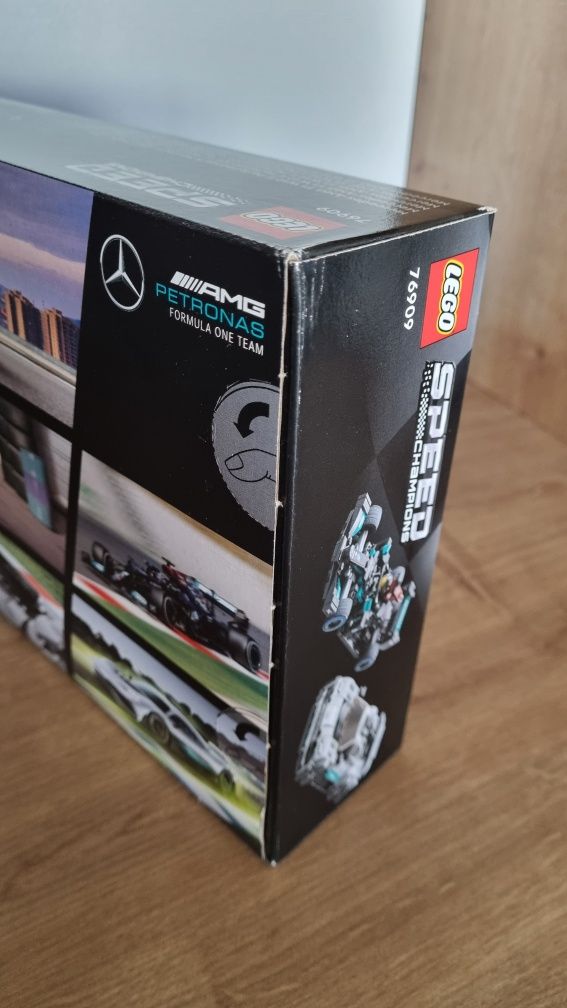 Lego 76909 Speed Champions - Mercedes-AMG F1