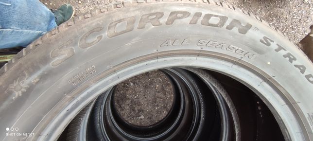 Pirelli Scorpion 235/55/19 all season