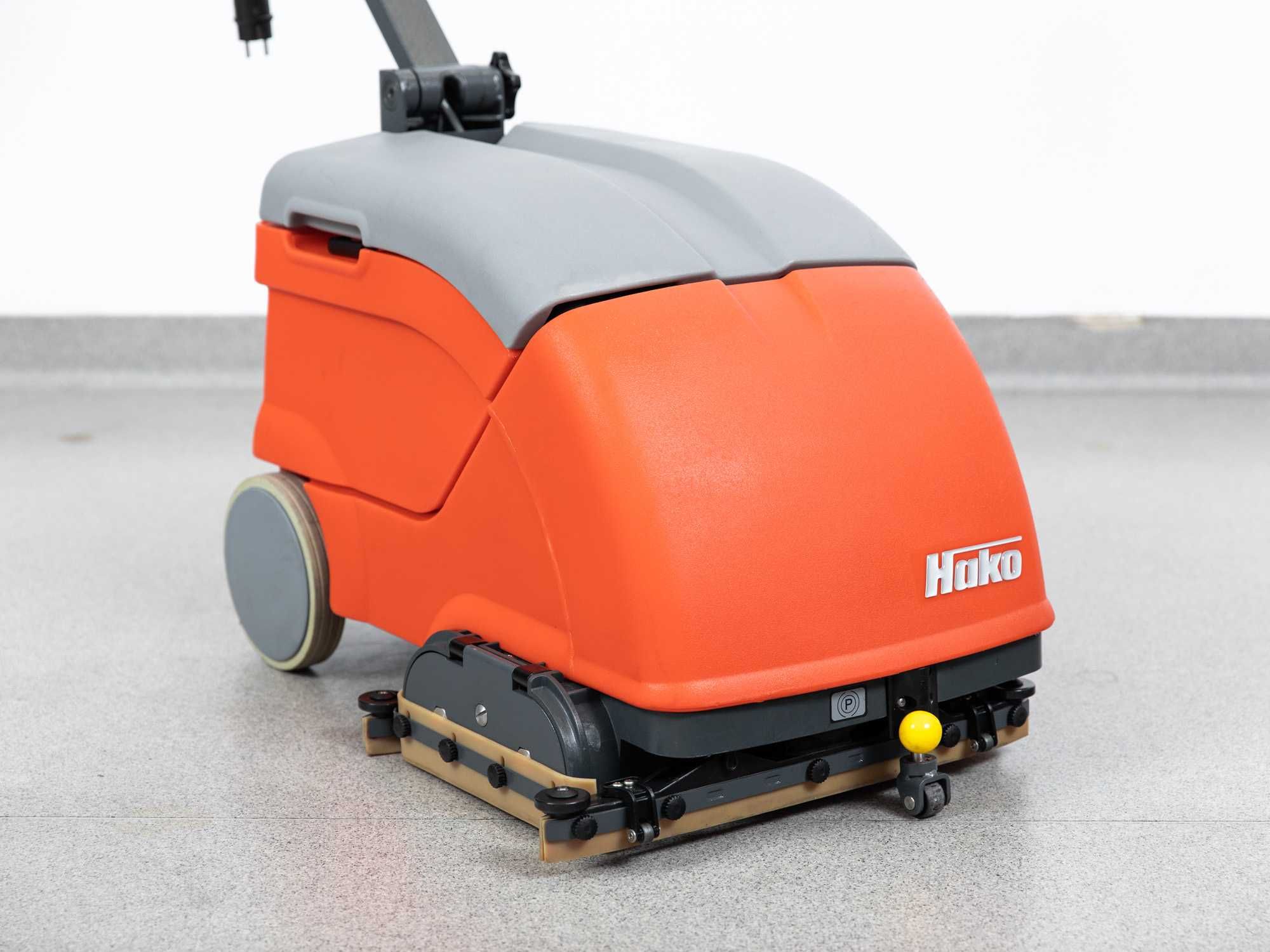 Szorowarka HAKO SCRUBMASTER E10 230V 6000netto