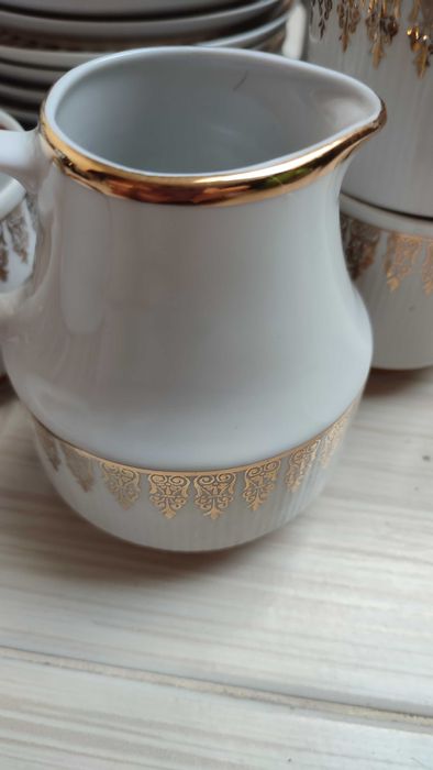 Serwis kawowy na 13 osób- Porcelana Chodzież, Roman