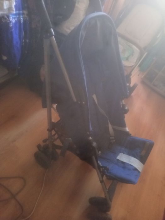 Детская коляска,(трость),б/у в отличном сост.