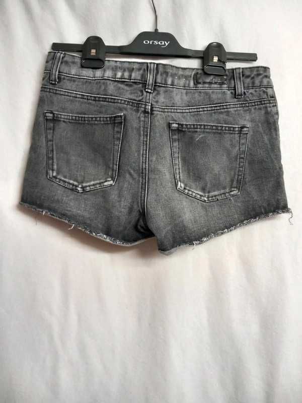 Szare jeansowe damskie spodenki Pieces