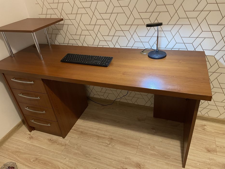 Biurko robione prze stolarza 170 x 60