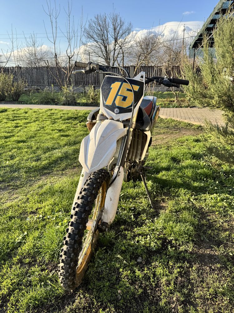 кросовий мотоцикл Yamaha 450