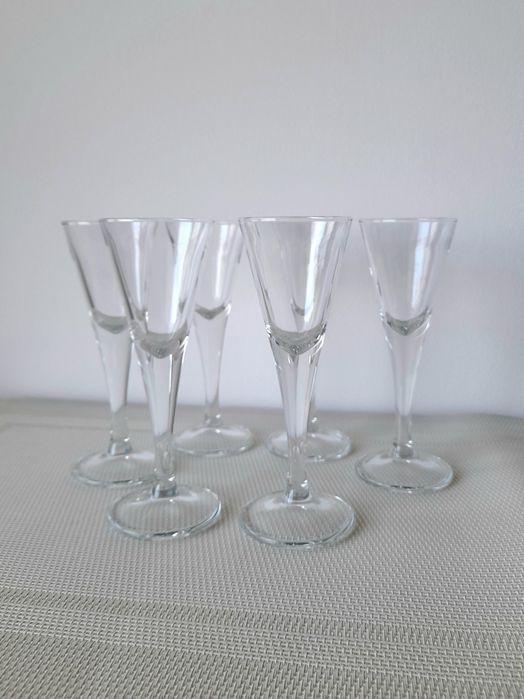 Szklane kieliszki na nóżce IKEA SVALKA 40 ml