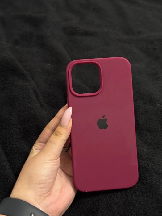 Чохли на Айфон 13 Про макс