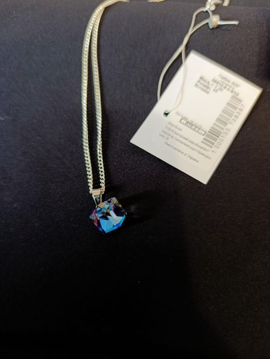 Підвіска Swarovski зі срібним ланцюжком 45 см.