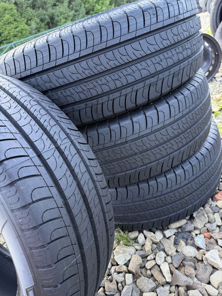 215/60r17c Goodyear нові 24рік
