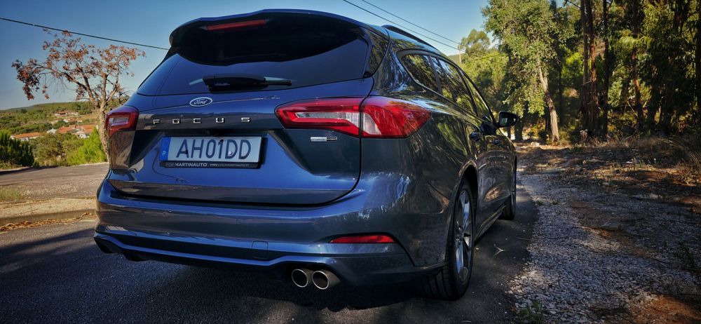 Ford Focus SW ST LINE X 155CV (Garantia)