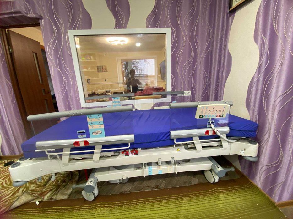 Продається функціональне медичне ліжко
