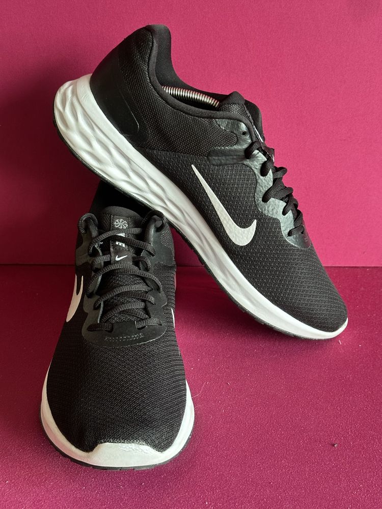 Nike Revolution 6 buty oryginalne r.47