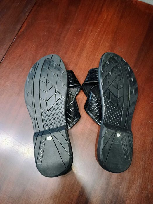 Шльопанці чоловічі шріряні