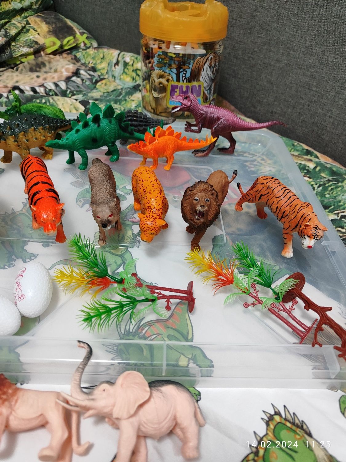 Продам фігурки тварин і динозаврів,дивіться інші мої оголошення