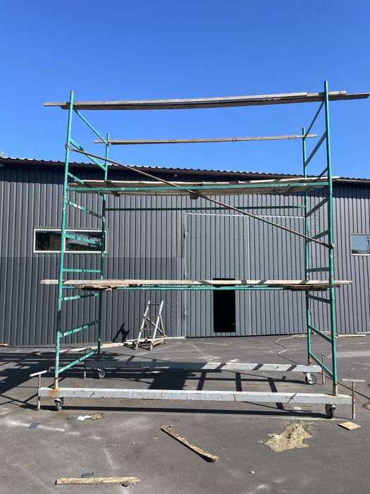 Риштування будівельне , вишка - тура будівельна , ліса будівельні