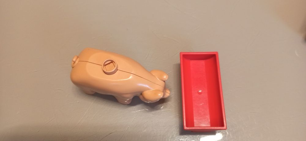 Duplo świnka z korytkiem