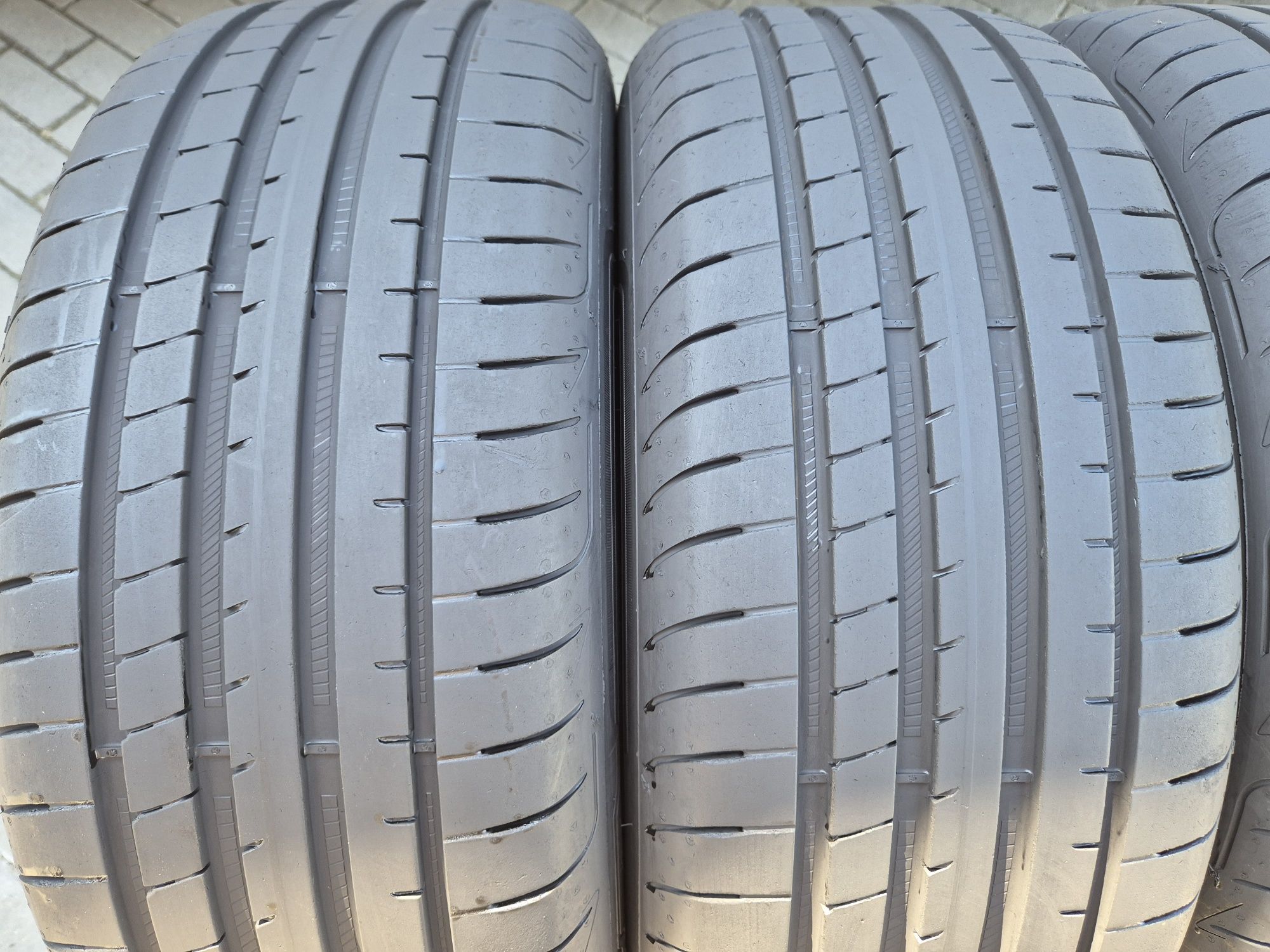 235/55/17 103V Extra load Goodyear Eagle F1 asymmetric 3  6,5mm