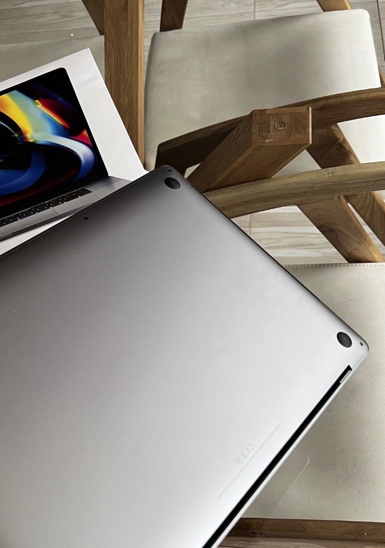 Як новий Macbook pro 16 (2019)  (512gb,i7,16gb) Акція тимчасово