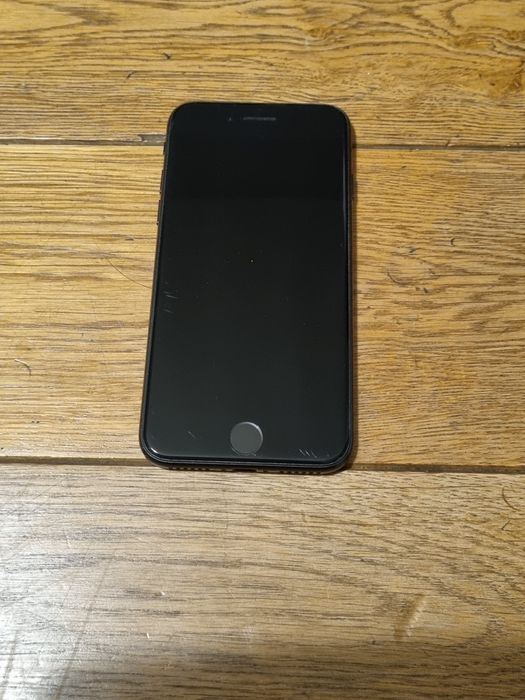 iPhone se 2020 64 gb