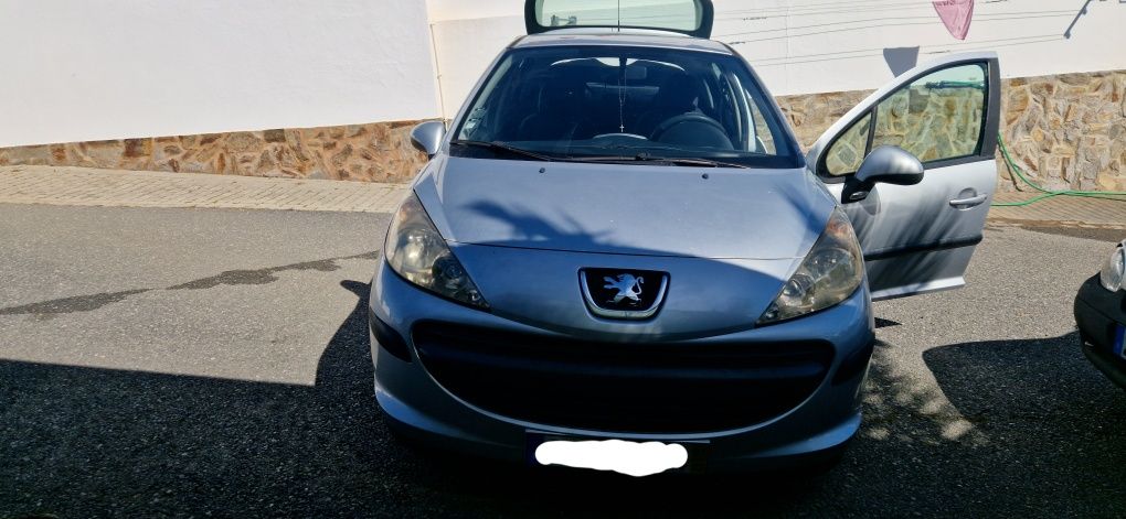 Peugeot 207 1.4 hdi