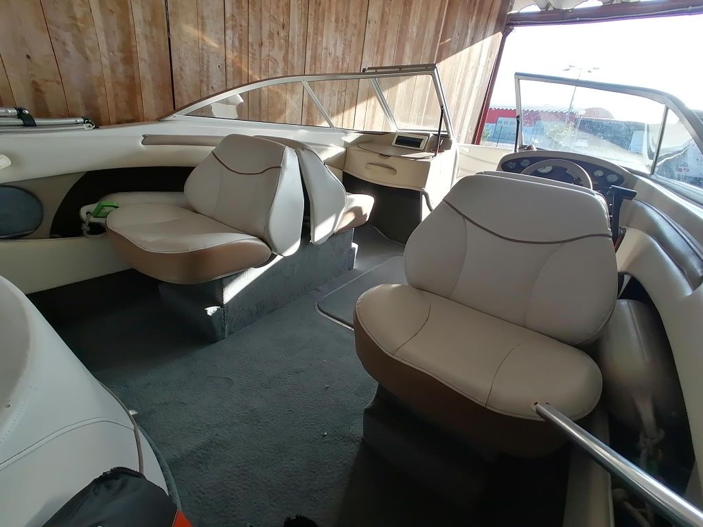 Bayliner Capri 1750 LS de 1999 motor mercury 3.0