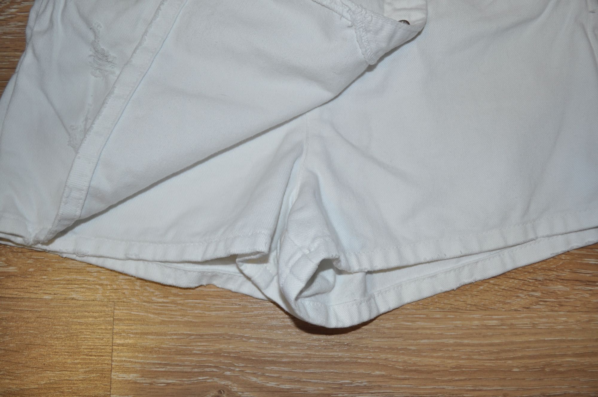 Белые юбка-шорты от Zara