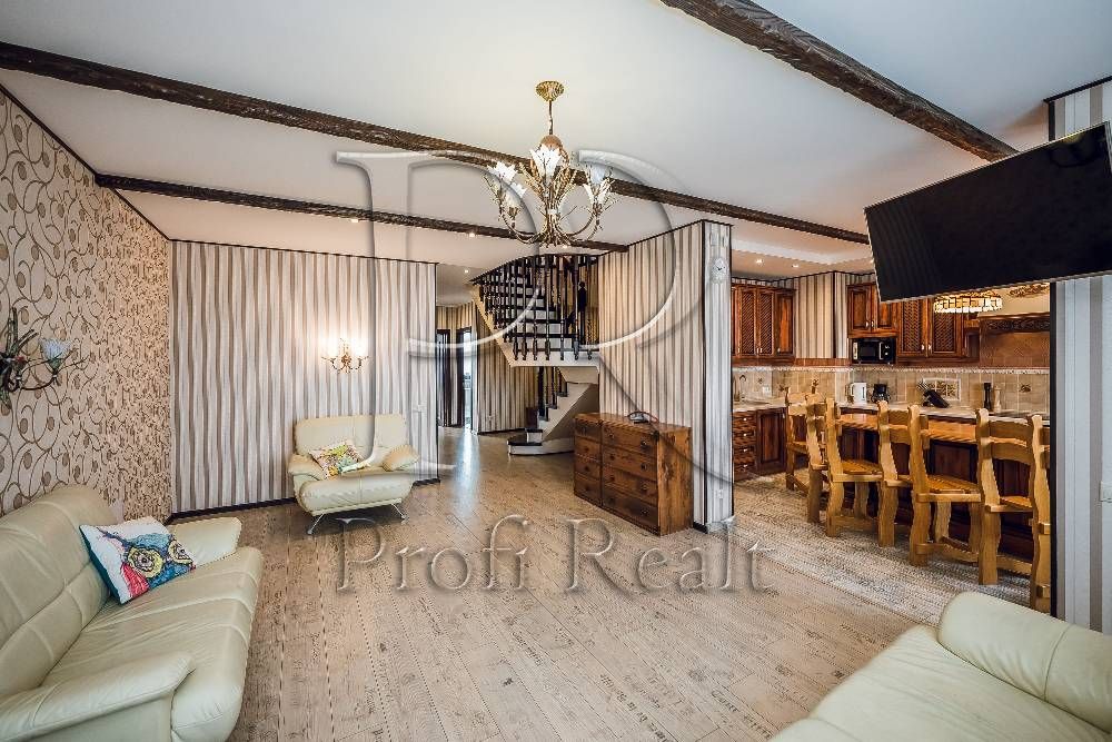 Продаж 6 кімн. дворівневої квартири вул. Анни Ахматової 30/ Позняки