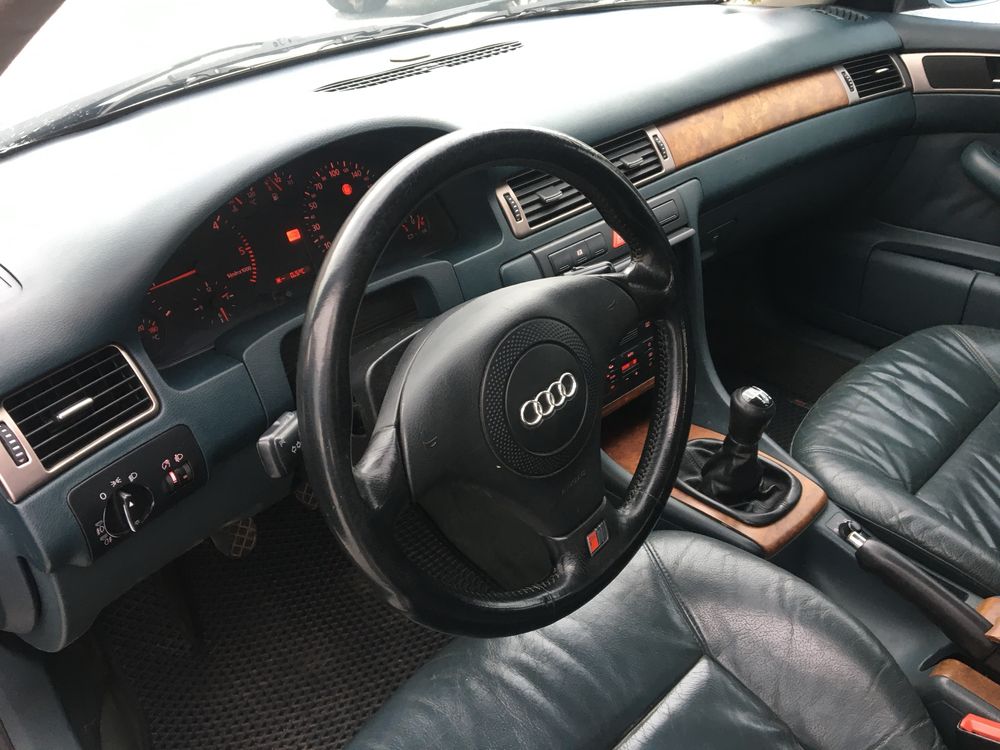 Продам свою Audi  A6C5 2,5 turbo обслуженную
