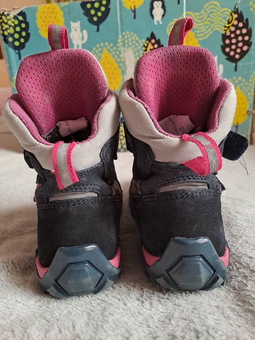Продам дитячі ботинки Bartek