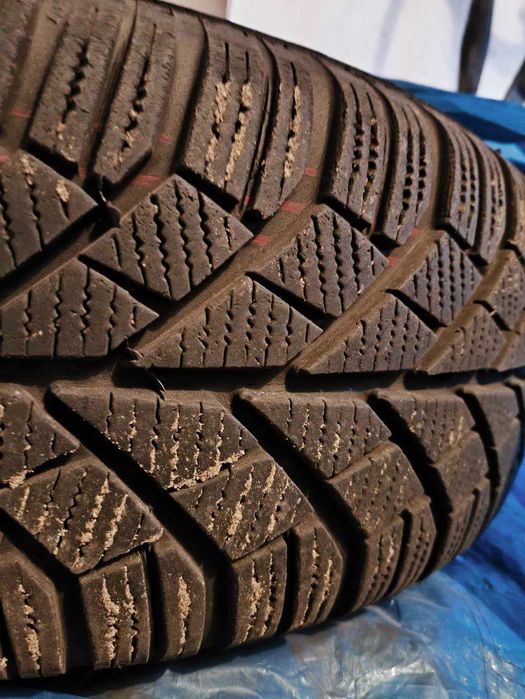 Koła stalowe Continental + letnie Turanza + kołpaki Opel