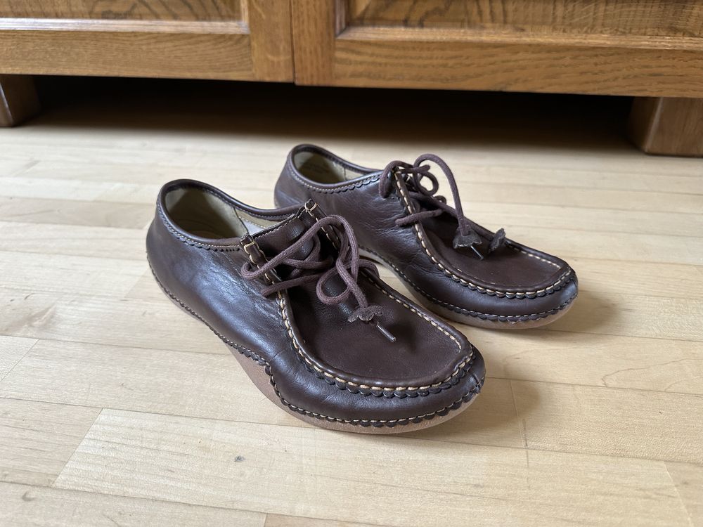 Мокасини Clarks шкіряні жіночі взуття