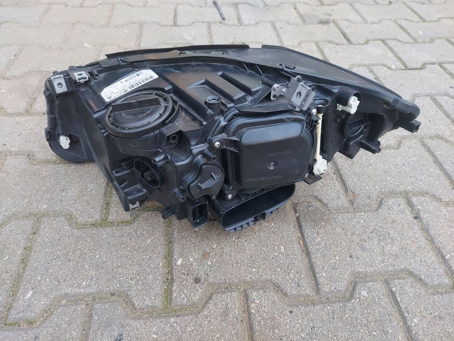Lampa reflektor BMW F10 F11 LCI LIFT xenon skrętna dynamic prawa EU
