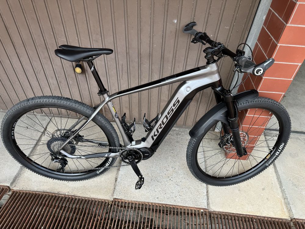 Rower elektryczny KROSS LEVEL BOOST 3.0