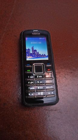 телефон Nokia 6080 оригинал с гарнитурой и зарядкой