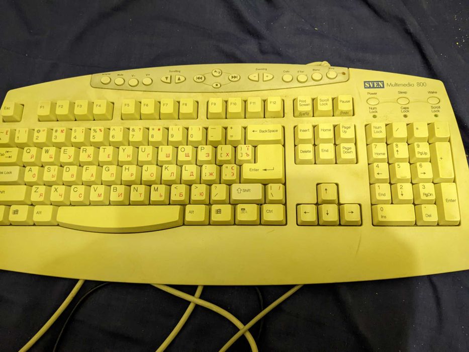 Продам клавиатуру к компьютеру, наушники, мышку