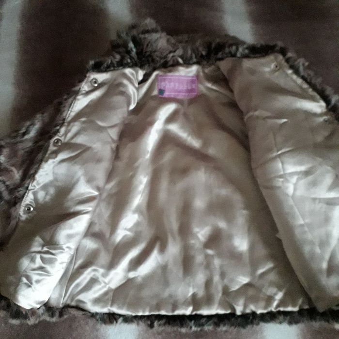 Куртка демисезонная ( 12-18 мес ),шубки